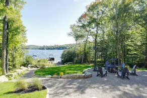 Magnificent waterfront cottage with spa and beach - Image 5