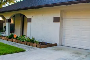Cozy elegant 3 bedroom house with fireplace. - Image 2
