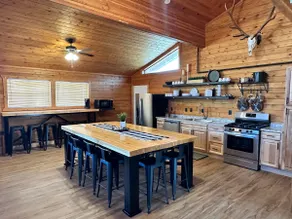 4 Bed 4 Bath Apt A or rent the WHOLE LODGE - Image 5