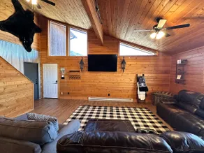 4 Bed 4 Bath Apt A or rent the WHOLE LODGE - Image 4