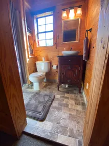 Town & Country Cabin - 1 Bedroom - Image 4