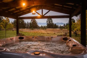 Mtn View orchard house w/hot tub - Image 3