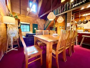 Holly Lodge - Image 4