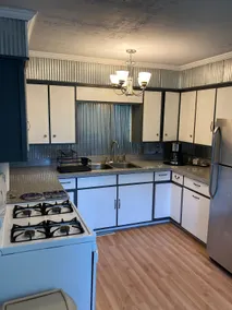 Sunny side Blue apartment - Image 5
