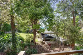 Flynns Beach 2 BR Apt, King Bed, Walk to Beach - Image 3