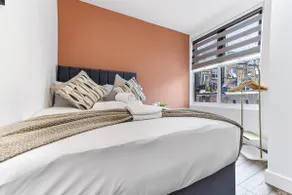 Stylish and Family Friendly 3 Bedroom Apartment - Image 3