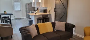 Stylish Comfort Cozy Basement Apt in Quiet Neighborhood! - Image 3