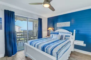 Sea View, Pool, Private Beach Access+Golf Cart - Image 4