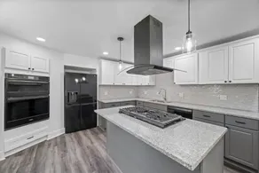 Completely Renovated 4-Bedroom with Parking - Image 5