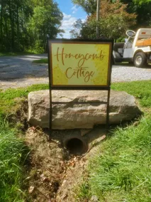 Honeycomb Cottage, a quiet retreat - Image 4