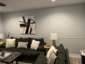 Homey 3-bedroom condo - Image 3