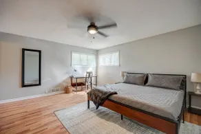 1 Acre Mid-Mod Golf Club Estate - Prime Location - Image 3