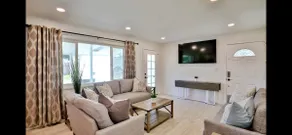 5 bedroom 2 bath full kitchen house in Riversid2 - Image 4