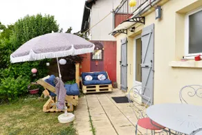 Independent ground-floor accommodation - Image 5