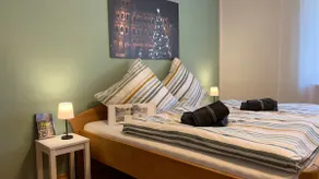 Bright, spacious 100 m² apartment - Image 5