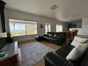 Relaxing Clare Valley views with 3 Bedrooms. - Image 4