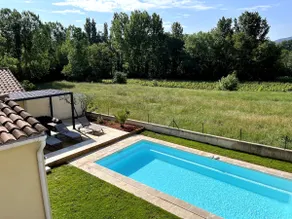 Spacious 6-bedroom villa with a private pool and views of the vineyards - Image 3