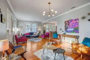 Retro Bungalow - Image 5