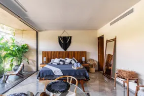 Bright Apt. W/Free Shuttle To The Beach & Wifi - Image 2
