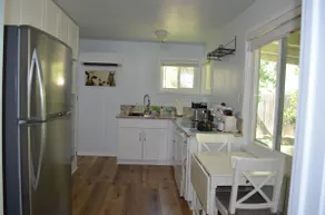 Peaceful, cozy, private, clean, self check-in - Image 3