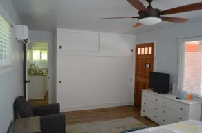 Peaceful, cozy, private, clean, self check-in - Image 2