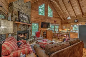 Golden Eagle Cabin-King Bed, Hot Tub, & Fireplace - Image 2
