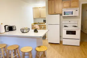 Serenity/1B/Kitchen/private backyard - Image 4