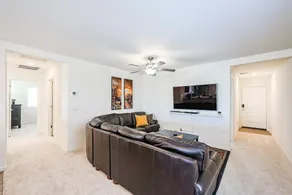Luxe Private Getaway Near Main St & Skyline Park! - Image 3