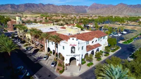 Luxe Private Getaway Near Main St & Skyline Park! - Image 2