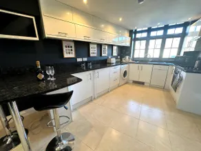 Bakewell One Bedroom Cottage In A Peaceful Location With Parking Space. - Image 4