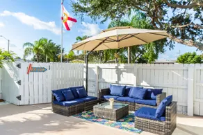 Aqua Azzurra, Heated Pool Villa 7 Min to Beach - Image 5