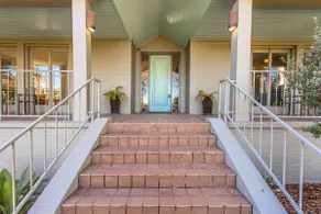 Hidden Gem in West Lake/Austin - Image 4