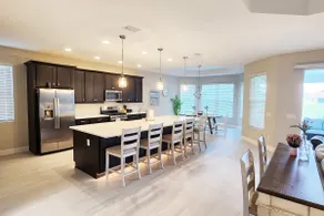 Villages, 3bed- 2.5ba waterfrnt+ golf cart- all bedrooms have king beds! - Image 4