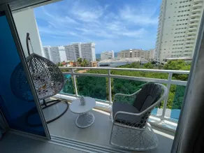 Beach 2 bedroom Condo - Image 4