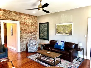 Mary LeGrand's Penthouse - Downtown with parking - Image 5