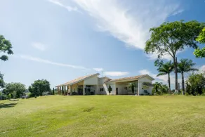 entire farm with hydro for you to enjoy - Image 2