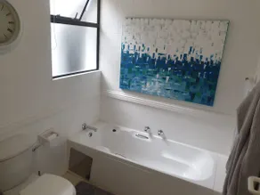 Unit 4-Best dam view, 3 rooms. Rate: Person/night - Image 3
