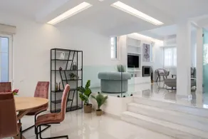 280m² Villa Near the Athenian Riviera - Image 2