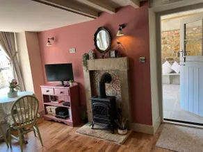 Cosy rural cottage in National Park - Image 3