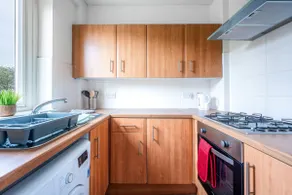 Millfield House - Cosy 2 bed house in Motherwell - Image 5