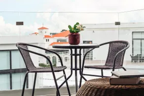 Good location, modern, overlooking Cayalá - Image 3