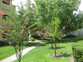 Beautiful GROUND FLOOR condo 2 br /2 ba AVALON - Image 3