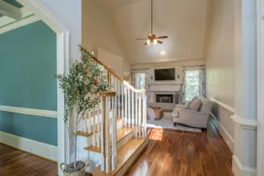 LUXURY Bedding~8 Beds~Fully Stocked Kitchen~Spacious Secluded Estate ~ Sleeps 13 - Image 3