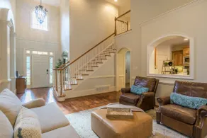 LUXURY Bedding~8 Beds~Fully Stocked Kitchen~Spacious Secluded Estate ~ Sleeps 13 - Image 5