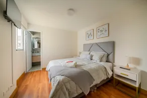 *Awesome new brand apt 3 blocks from Westin - Image 3