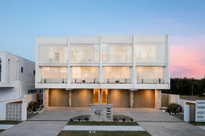 Poppy's Place - Beachfront Perfection - Image 2