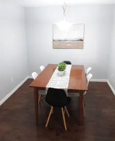 Loving 3 Bedroom Home Close to Downtown Dallas - Image 3