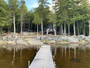 Lakeside rustic retreat - Image 2