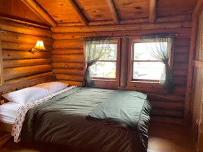 Peaceful Oceanfront Cabin - Image 4