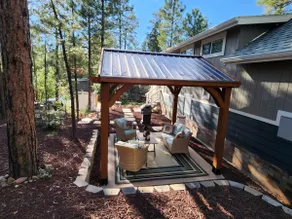 Luxurious Tiny Cottage-Relax-Hike-Fish-Eat!! - Image 4